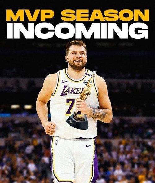 34+8+8！路威：闭上眼只听东契奇的场均数据那就是在说一个MVP
