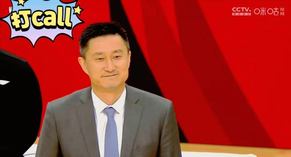 杜锋很生气，不断向裁判申诉